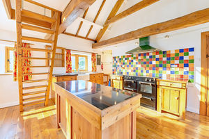 Kitchen - click for photo gallery